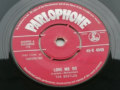 THE BEATLES  1962 UK 45 LOVE ME DO  RED PARLOPHONE 45-R 4949   P T  TAX CODE - Image 1 of 4