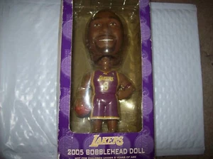 2005 Kobe Bryant # 8 Los Angeles Lakers Upper Deck Wackelkopf Puppe kostenloser Versand - Bild 1 von 8