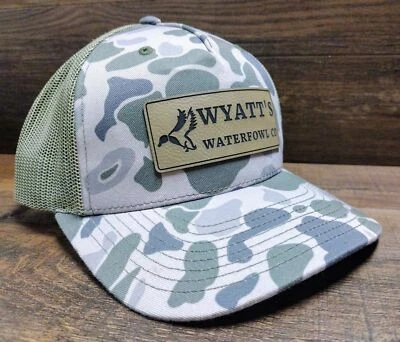 Chapéus de caça camuflados pato por Wyatt's Waterfowl CO, remendo de couro, estilo caminhoneiro - Imagem 1 de 4