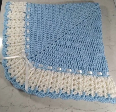 NUEVA Manta Bebé Ganchillo Hecha a Mano Afgana (Azul y Blanco) Foto 1 de 3