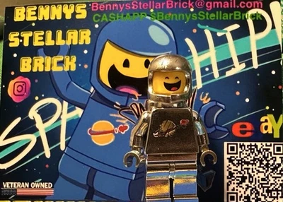 LEGO Classic Chrome Silver Benny Spaceman W/ Custom 🎨 Accessories Mini figure - Image 1 of 3