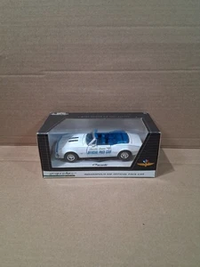 1967 Ermine White Chevrolet Camaro Official Pace Car - Bild 1 von 3