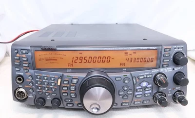 KENWOOD TS-2000SX 100 Вт 2 М HF/VHF/UHF все режимы 50/144/430/1200 МГц б/у - Изображение 1 из 4