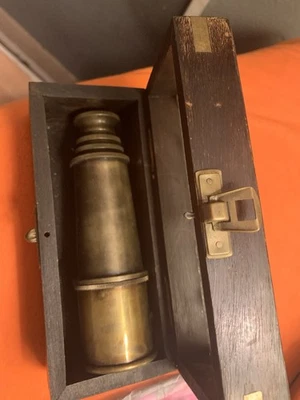 Винтажный телескоп Ее Величеству Королевский флот А. Масполи Лондон - 1915 деревянная коробка - Изображение 1 из 2
