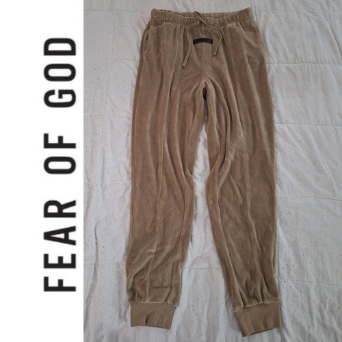 FEAR OF GOD ESSENTIALS Pantaloni Essentials Fear of God FOG in velluto misto cotone taglia media usati in ottime condizioni