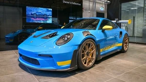Fuelme 1/18 Porsche 911 (992) GT3RS (Riveria Blue) Rolex 24 Winner (Bergmeister) - Picture 1 of 1
