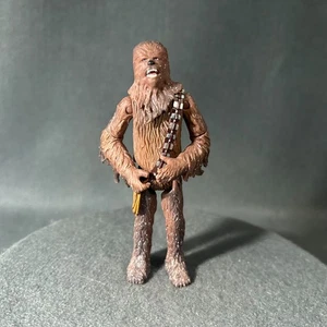 Figura de acción Star Wars Chewbacca escala 3,75 pulgadas Hasbro 2001 - Imagen 1 de 13