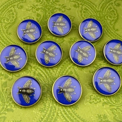10 GUCCI BEE BUTTONS BLUE/ GOLD METAL ROUND 18MM VINTAGE - Image 1 of 4