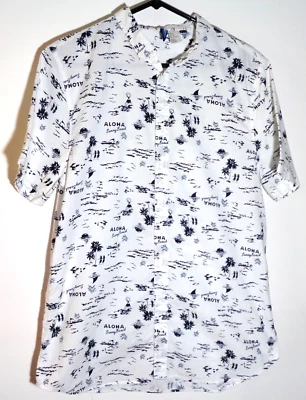 Men's Cotton Button Up Hawaiian Shirt By Divided in Size Medium - Image 1 of 4