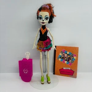 Monster High Scaris City of Frights Skelita Calaveras 2012 muñeca completa - Imagen 1 de 10