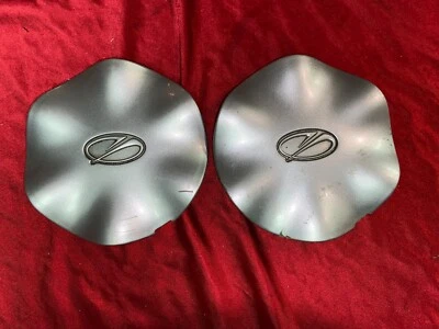 1999 2000 2001 2002 2003 2004 Oldsmobile Alero calota central par OEM - 2 - Imagem 1 de 4