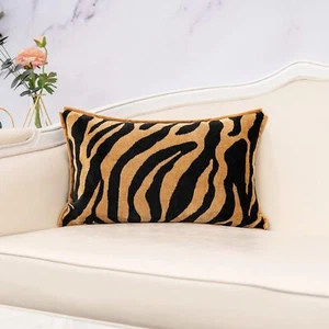 Zebra Velvet Lumbar Throw Pillow Cover Black and Gold 12" x 20" Gold Zebra - Foto 1 di 3