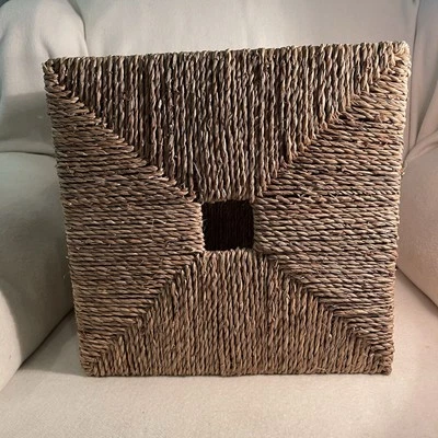 Ikea KNIPSA Storage Basket Hand-Woven Seagrass 12 ½x13x12 ½ ", 201.105.40 - Image 1 of 4