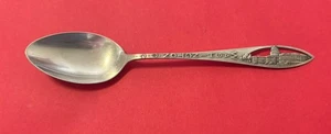 Charles M. Robbins Sterling Silver 10.7g WASHINGTON D.C. 5.25” Souvenir Spoon - Picture 1 of 7