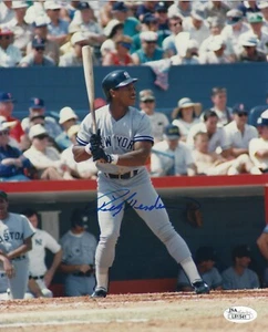 Autographed RICKEY HENDERSON New York Yankees  8x10 Photo - JSA Authenticated - Picture 1 of 1