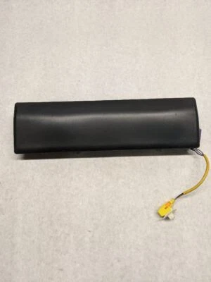 Used Instrument Panel Air Bag fits: 2009 Audi TT front driver knee Grade A Foto 1 de 4