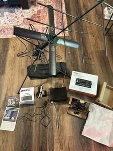 Uniden SDS200 (NXDN, ProVoice, DMR) W/ 2040-2 Satcom Antenna - Zdjęcie 1 z 20