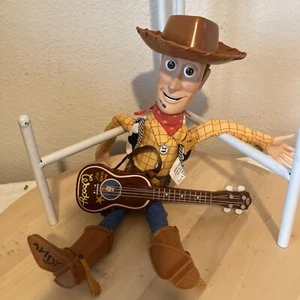 Disney Toy Story Woody Puppe 13" Zugschnur Gitarre Super Detail SPRICHT!! Vintage - Bild 1 von 7
