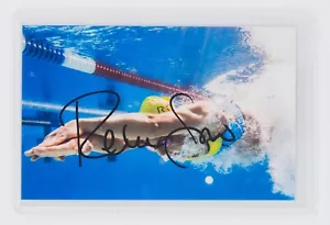 Foto firmada por Rebecca Soni - Nadadora medalla de oro olímpica - Imagen 1 de 2