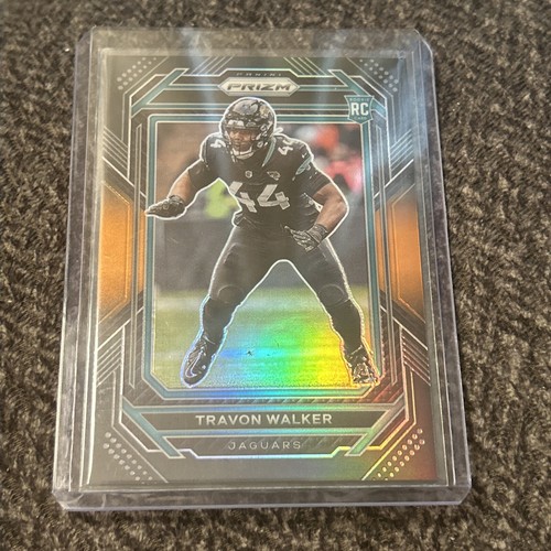 2022 Chronicles Travon Walker Prizm Black Orange /75