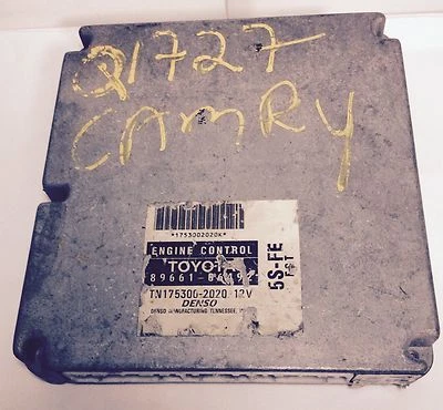 Toyota Camry 1998 ECU 89661-06492 Foto 1 de 4