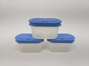 Vintage Tupperware Set Of 3 Spice Shakers Blue 1843 Modular Mates NOS - Picture 1 of 5