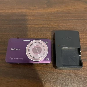 N.MINT SONY Cyber Shot DSC-WX5 Purple Digital Camera 5x Zoom 12.2MP Japanese - Picture 1 of 24
