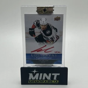 2023-24 Upper Deck Leo Carlson Auto/91 UD Canvas Signatures - Imagen 1 de 4