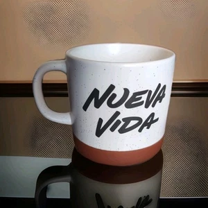Nueva Vida New Life White & Brown Speckled Mug Liquid Logic - Picture 1 of 5