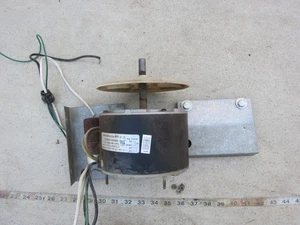Manitowoc Zhongshan Y7S623B219 7629413 ⅕HP 1075 Rpm 208-230V Blower Motor, Used - Picture 1 of 9