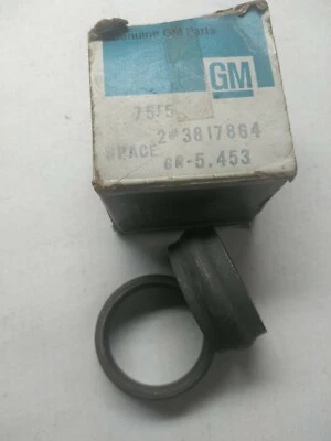 Corvette Differential Collapsible Collars, 1960s #3817864, NOS Incl. Two - Image 1 of 3