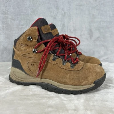 Columbia Women’s 8 Newton Ridge Plus Waterproof Amped Hiking Boots Leather Suede - Image 1 of 4