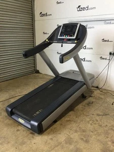 Technogym Run 700 LED - Silver - Picture 1 of 1
