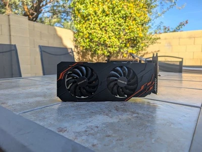 GIGABYTE NVIDIA GeForce GTX 1070 Windforce OC 8GB GDDR5 Graphics Card - Image 1 of 3