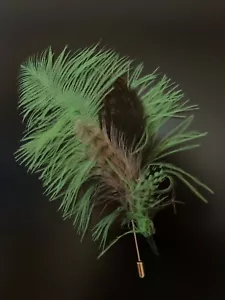 FABULOUS FEATHER BROOCH/LAPEL PIN. JACKET/HAT . Green Or Cream Available - Picture 1 of 2
