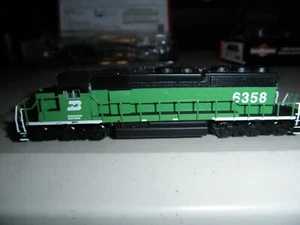 Burlington Nortern - " White Face" SD40-2 w/ DCC & sound - Picture 1 of 5