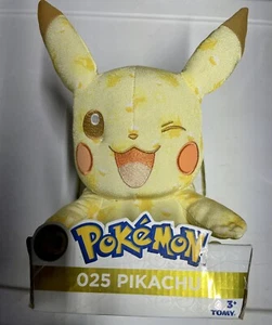 Pokemon Winking Pikachu Tomy 20th Anniversary Ltd Edition 10" peluche 025 nuovo con scatola - Foto 1 di 15