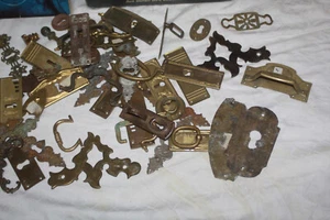 ca 70 Möbelbeschläge /Griffe etc Antik und Repro - Bild 1 von 3