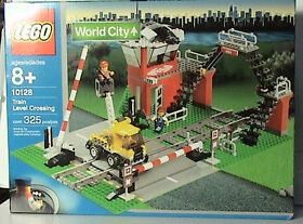 LEGO Train 9V World City 10128 Train Level Crossing New Sealed