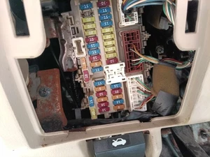 14 NISSAN PATHFINDER Cabin Fuse Box - Picture 1 of 1