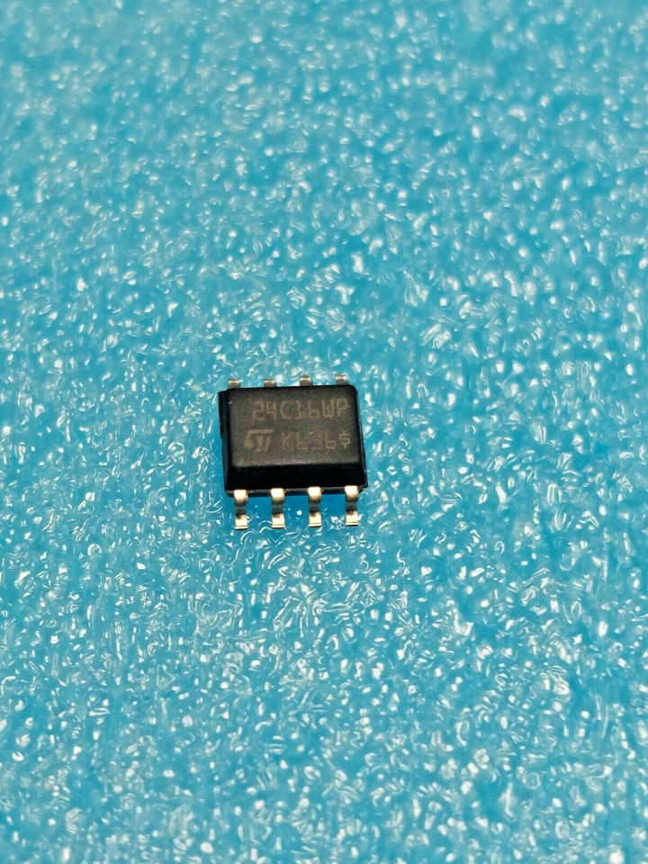 ci ST 24C16 WP ~ ic ST24C16WP  2k*8-bit serial I²C bus EEPROM  CMS - SMD  (CI25) - Photo 1/1