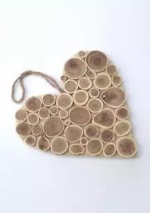 Aufhänger Herz "Holzscheibendesign" 24x1x25cm NEU Strauchbehang Baumbehang - Picture 1 of 1