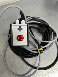 Panel de control 0-100% 12V o 24V Caja de control proporcional con 1 botón desechable - Imagen 1 de 4