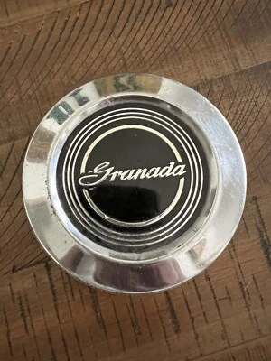 Ford Granada 1975-1979 tapa de combustible de gasolina cromada vintage original OEM Fomoco Foto 1 de 4