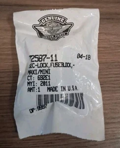 Harley Davidson OEM Maxi Mini Fuse Block Secondary Lock 72587-11 - Picture 1 of 2