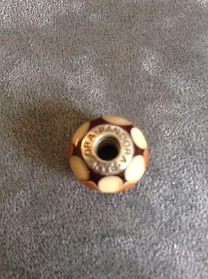 DIJE PANDORA CRISTAL DE MURANO/TOSTADO ESTERLINA/MARRÓN DISEÑO TRIÁNGULO - RETIRADO Foto 1 de 3