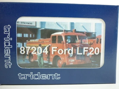Trident 87204 Ford LF20 Pompiere USA Airbase Kit 1:87 - Immagine 1 di 3