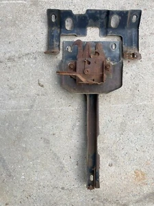 1976-1979 Ford truck hood latch with brackets - Picture 1 of 4