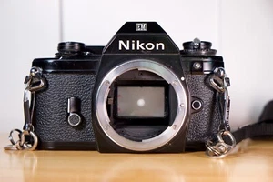 Nikon EM 35mm SLR Film Camera Body Only with Original Case and Neoprene Strap - Picture 1 of 7