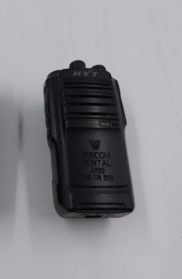 LOT OF 2 * HYT UHF 400.00 TO 470.00 MHZ 5 WATT 16 CHANNEL TWO WAY RADIO - Image 1 of 2